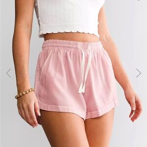 Billabong pink flowy shorts